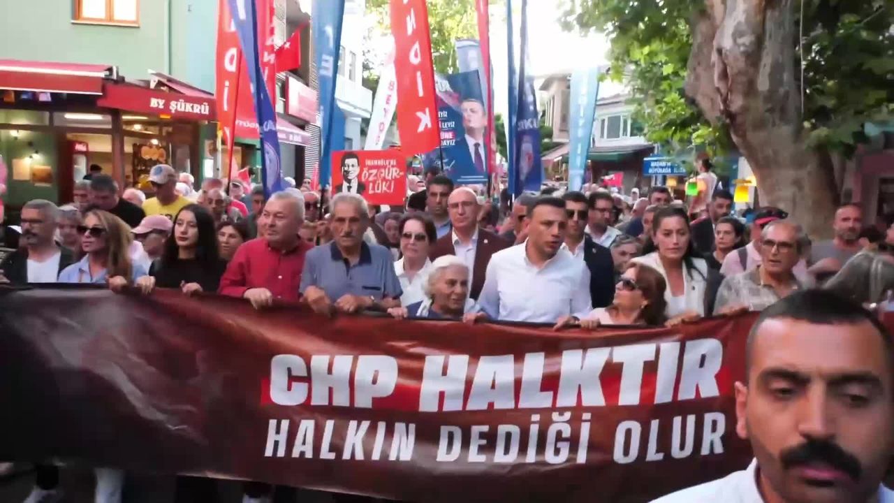 Özgür Çelik: Tarihin akışını değiştirecek irade var