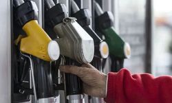 Benzine indirim gelecek ama tabela değişmeyecek