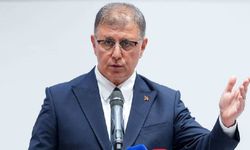İzmir Büyükşehir Belediye Başkanı Cemil Tugay CHP'den istifa etti