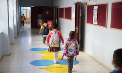 Saldırıların ardından okulları yeni yasaklar geldi