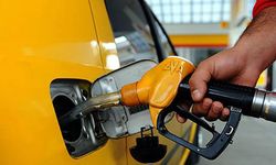 Benzine ve motorine tarihte benzeri görülmemiş zam geliyor