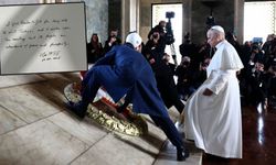 Papa 14. Leo'dan Anıtkabir ziyareti! Çelenk bırakma görüntüleri gündem oldu