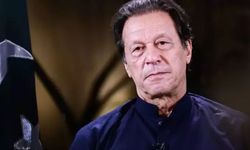 Eski Pakistan Başbakanı Han ile eşine 17'şer yıl hapis cezası