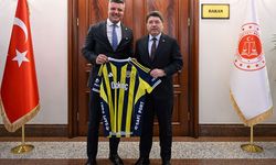 Fenerbahçe'den Adalet Bakanı Tunç'a forma açıklaması
