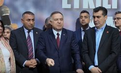 Gökan Zeybek tutuklu belediye başkanları için seslendi! 'Onların her birisi kahramandır'