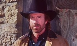 Chuck Norris hayatını kaybetti