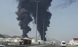 İran ve BAE’de petrol altyapısına yakın saldırılar ekonomik riskleri artırdı