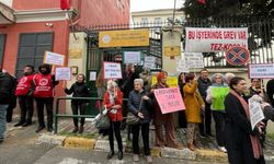 51 gündür grevde olan Özel İtalyan Lisesi öğretmenlerine velilerden destek!