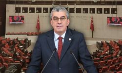 CHP'li Gökhan Günaydın'dan Meclis'te 'darbe tarihi' dersi!