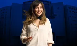 Komedyen Tuba Ulu sahnedeki söz sonrası gözaltına alındı