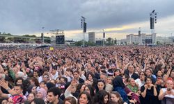 Tarkan, Ankara'da sevenleriyle buluştu