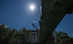 Avrupa kavruluyor! Fransa'da 48 vilayette turuncu alarm verildi