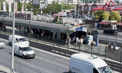 Beylikdüzü metrobüste başlayan 'yan bakma' kavgası cinayetle bitti