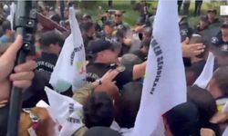 Haklarını arayan öğretmenlere polis müdahalesi! Gözaltılar var