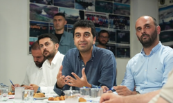 AKP'ye geçmeye hazırlanan CHP'li başkana tokat gibi yanıtlar
