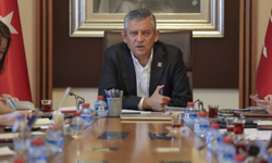 Özgür Özel'in masasındaki kritik dosya! Son anketten Mansur Yavaş'a tüm detaylar...