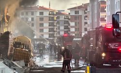 Malatya'da deprem konutları şantiyesinde yangın: 180 konteyner kullanılamaz hale geldi