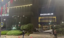 Üsküdar Belediyesi'ndeki Sinem Dedetaş posteri indirildi
