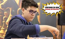 Yağız Kaan Erdoğmuş 15 yaşında dünya 1 numarası oldu