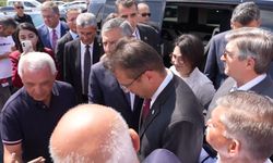 Özgür Özel YENİ Parti fidanı dikti
