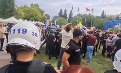 Ege Üniversitesi'nde öğrenci stantlarına müdahale: 27 gözaltı
