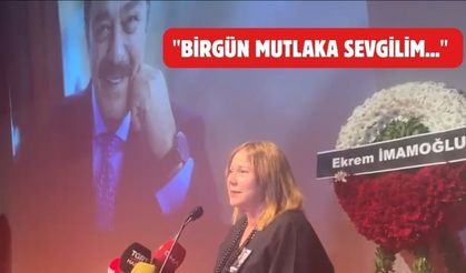 Jülide Kural Kadir İnanır’ın vasiyetini gözyaşları içinde okudu