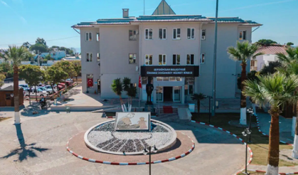 Seferihisar Belediyesi soruşturmasında 47 kişi adliyede