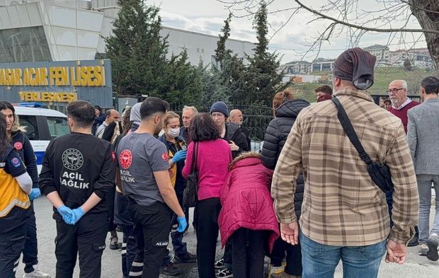 İstanbul'da Fen lisesi laboratuvarında patlama! 4 öğrenci yaralandı...