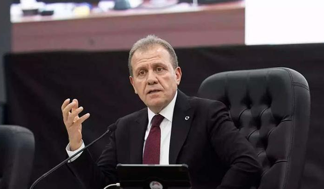 Mersin’de 3 belediyeye operasyon: Vahap Seçer dahil 63 kişi gözaltına alındı