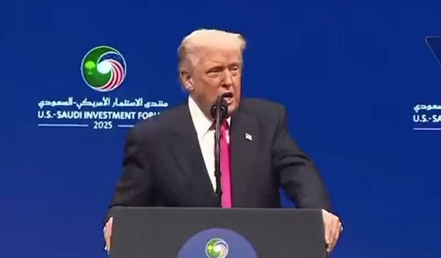 Trump iltica başvurularını askıya aldı