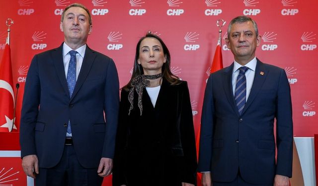 DEM Parti'den CHP'ye ziyaret! Özel'den 'Anayasal güvence' açıklaması...