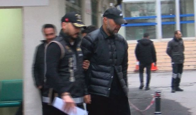 Türkiye'ye dönen Esat Yontunç gözaltına alındı!