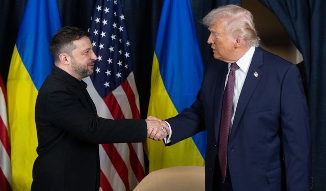 Zelenskiy ile Trump Davos’ta bir araya geldi!