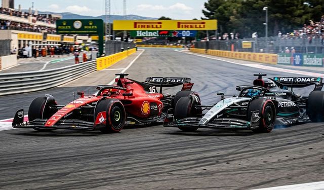 Formula 1'de ilk yarışa Mercedes damga vurdu