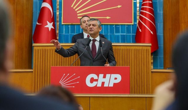 Özgür Özel'den grup toplantısı kararı