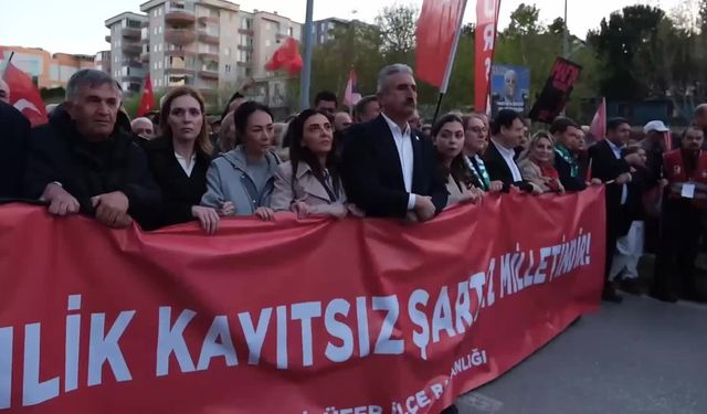 Bursa'da 'Mustafa Bozbey yalnız değildir' yürüyüşü!