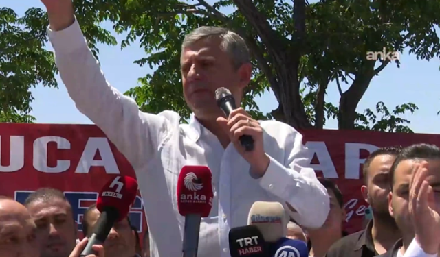 Özgür Özel Gaziantep'e gelir gelmez yeni parti mesajını verdi