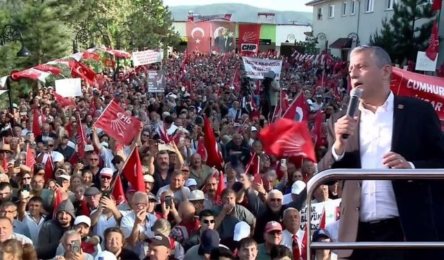 Özel'e Tokat'ta büyük sevgi: Bu yürüyüşün parolası kararlılıktır