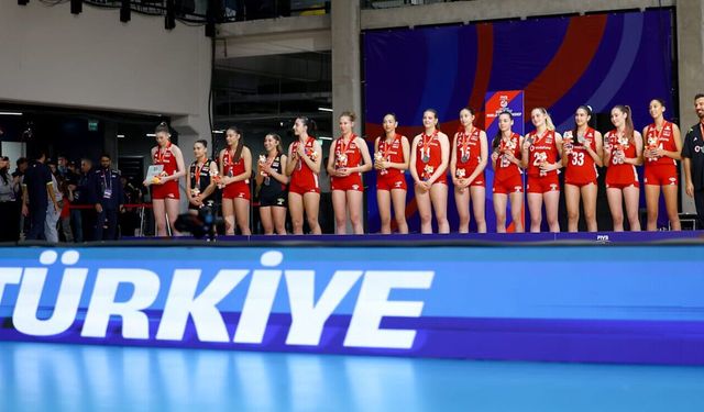 Türkiye U17 Kız Voleybol Milli Takımı dünya ikincisi