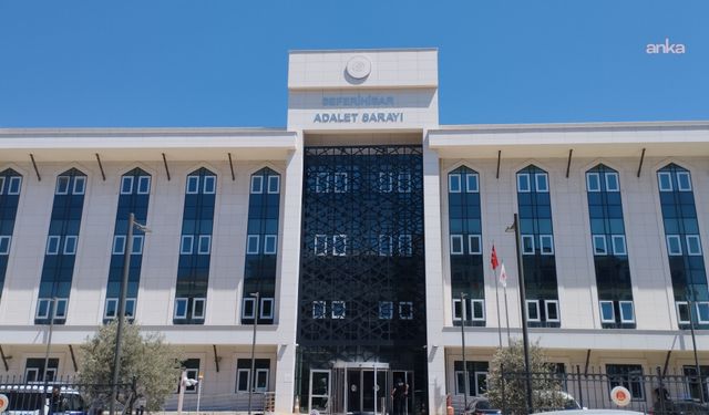 Seferihisar Belediyesi'ne dördüncü dalga operasyonda 29 tutuklama