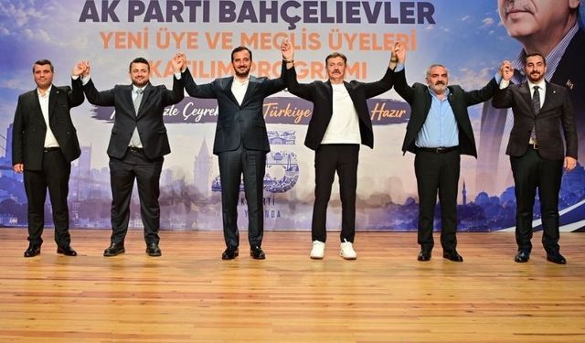 Bahçelievler Belediyesi'nin 3 CHP'li meclis üyesi AKP'ye katıldı