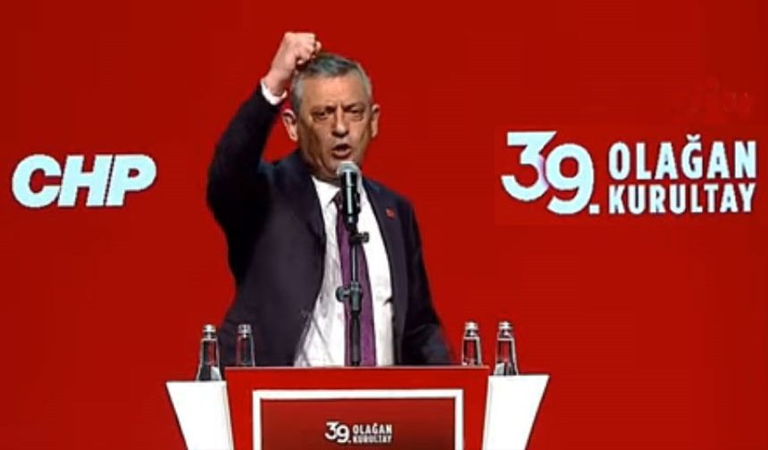 Özgür Özel'in 'Arınma' mesajı kurultay salonunu ayağa kaldırdı