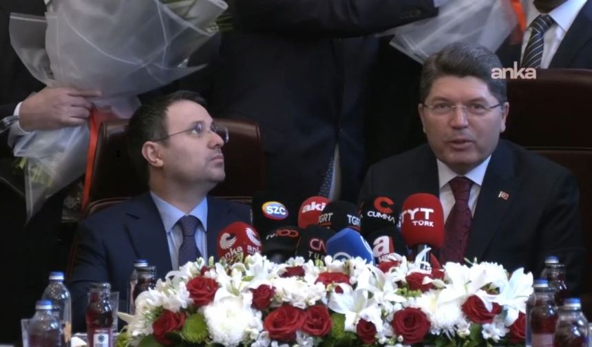 Adalet Bakanlığı devir teslim töreninde koltuk krizi!