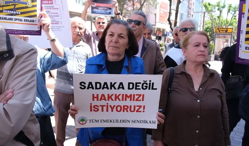 Emekliler sokakta: 30 bin lira ikramiye istiyoruz