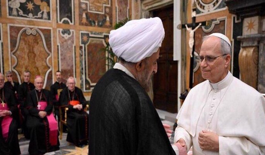 Papa 14'üncü Leo, Vatikan'ın en yüksek diplomatik nişanını İran elçisine verdi