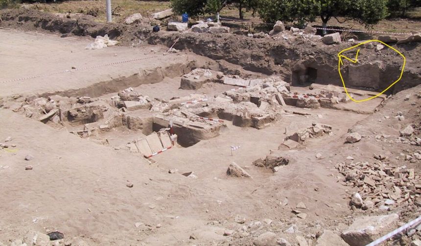 Villa inşaatında Roma mezarı çıktı