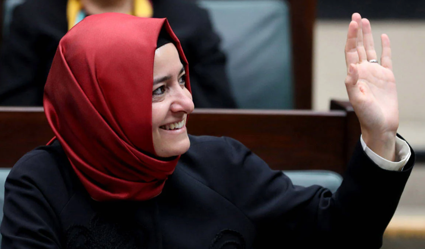 Fatma Betül Sayan Kaya fon parasını iade etmemiş