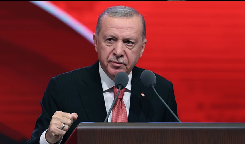 Erdoğan'dan iki AKP'li vekile konuşma yasağı