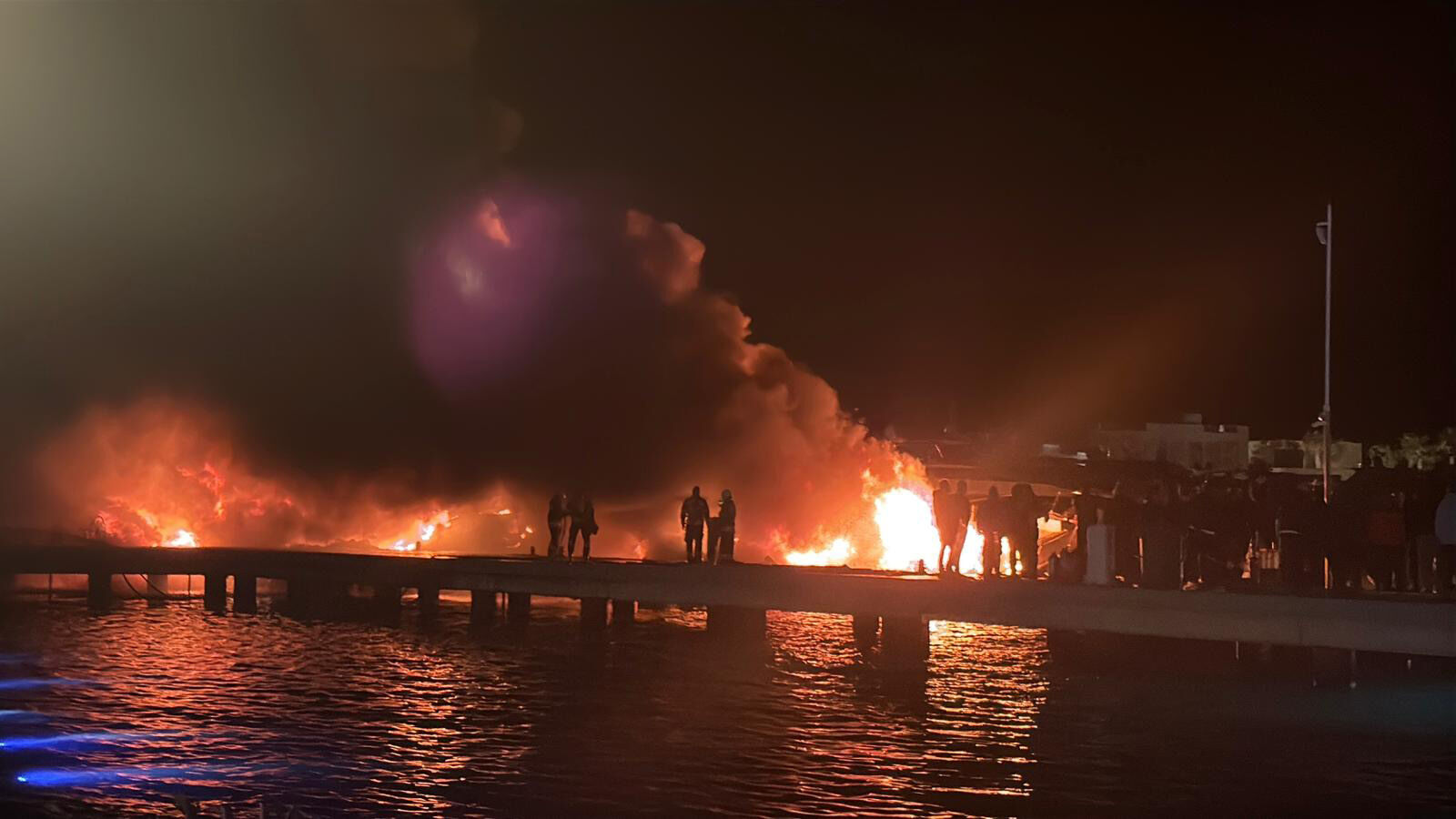 B O D R U M’ D A M A R I N A D A C I K A N Y A N G I N D A 8 M O T O 1222756 363567