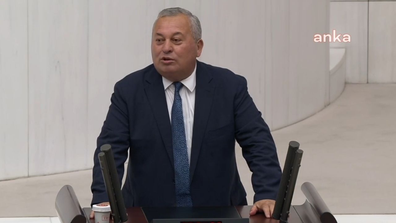 CHP'li Cemal Enginyurt trafik kazası geçirdi!